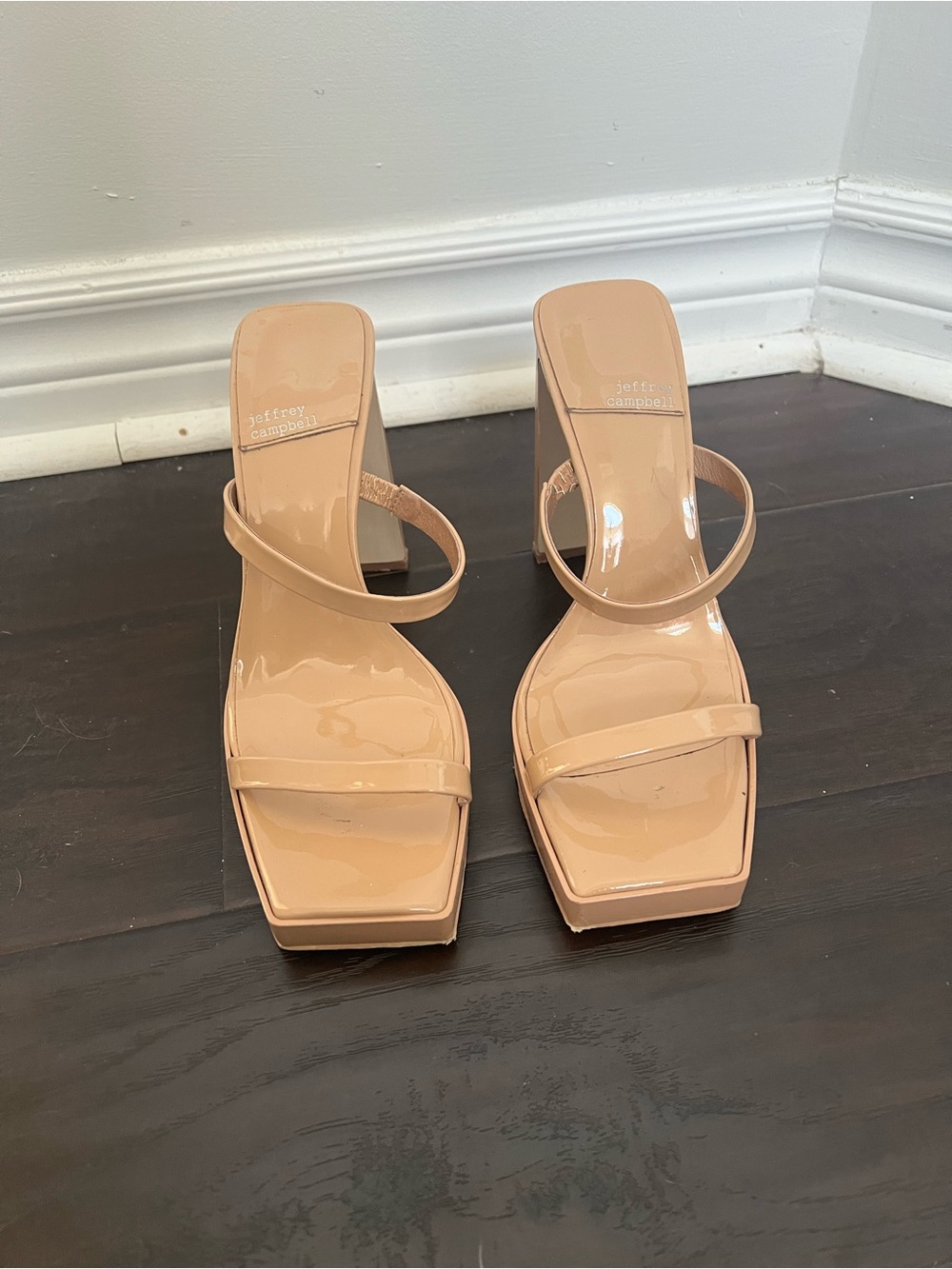 Jeffrey Campbell Nude Patent Platform Mule Heels Size 8 - Picture 3 of 6